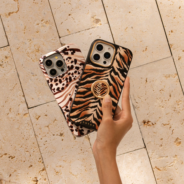 Bare - iPhone 15 Pro Case