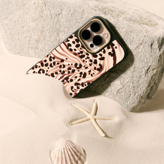 Bare - iPhone 15 Pro Case