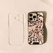 Bare - iPhone 15 Pro Case
